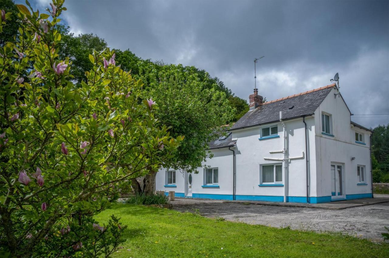 Tucking Mill - 3 Bedroom Holiday Home - Stepaside Stepaside  Exterior photo