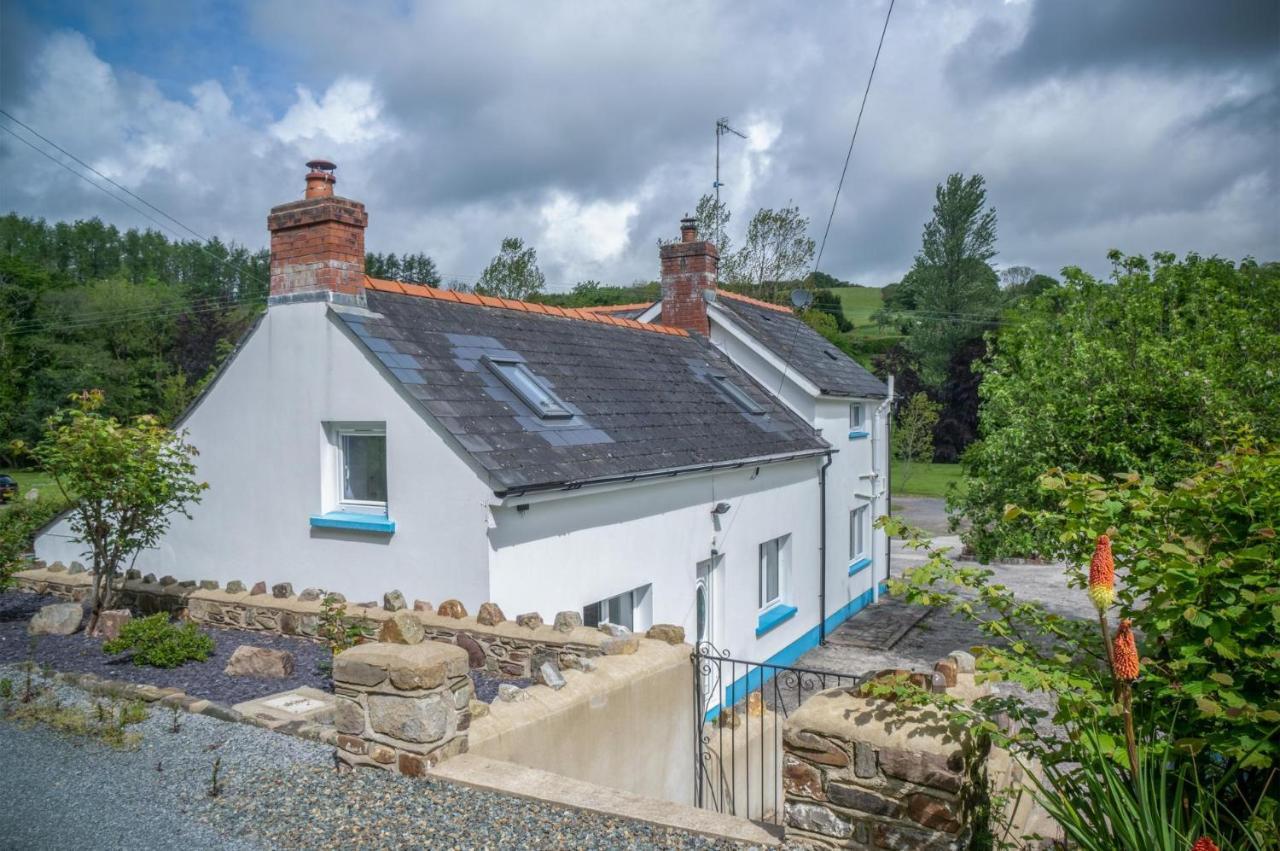 Tucking Mill - 3 Bedroom Holiday Home - Stepaside Stepaside  Exterior photo