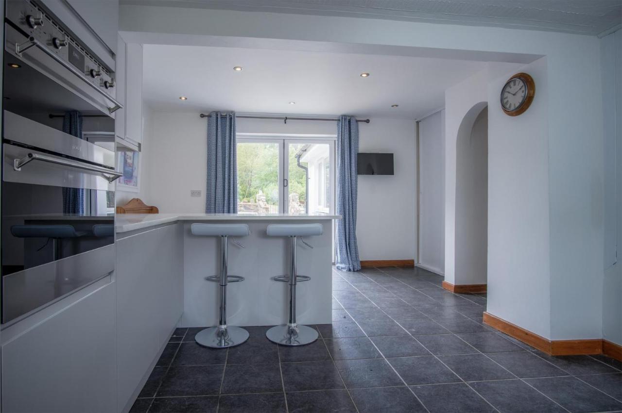 Tucking Mill - 3 Bedroom Holiday Home - Stepaside Stepaside  Exterior photo