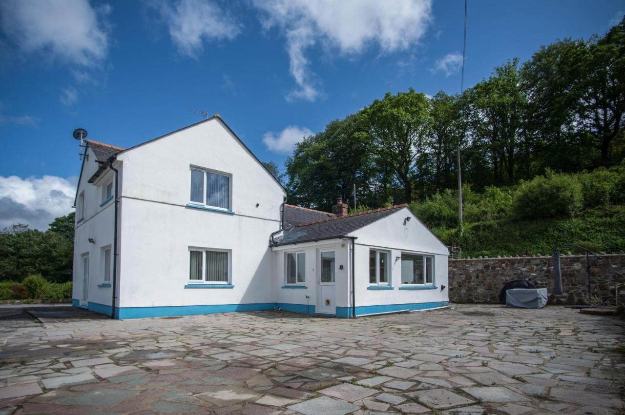 Tucking Mill - 3 Bedroom Holiday Home - Stepaside Stepaside  Exterior photo