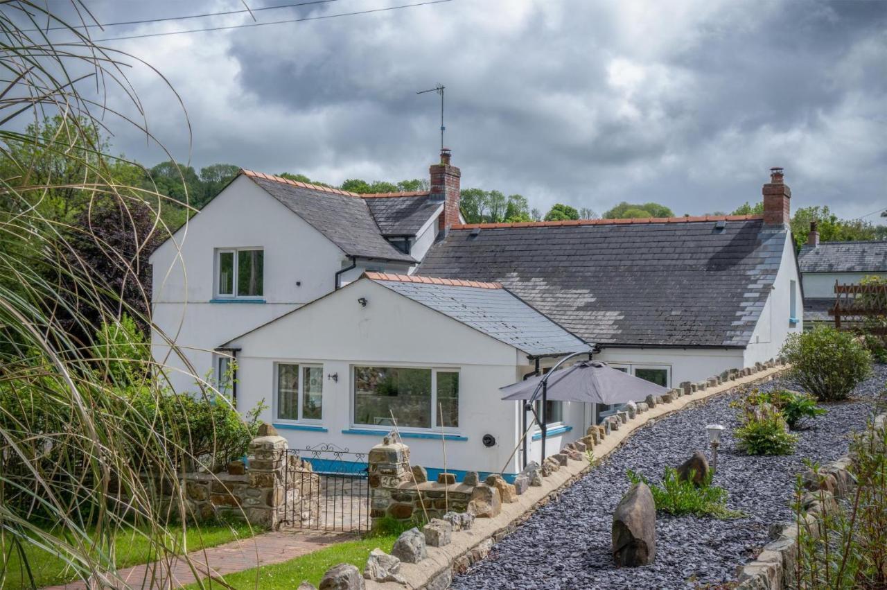 Tucking Mill - 3 Bedroom Holiday Home - Stepaside Stepaside  Exterior photo